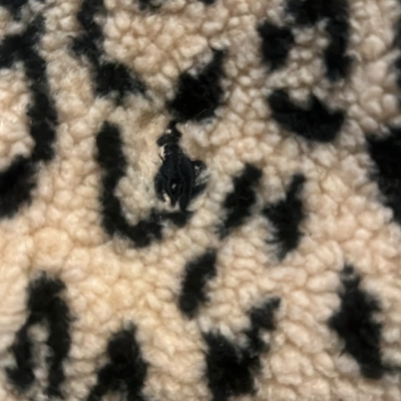 Polo Ralph Lauren Fleece Pullover Jacket
Size 2T Toddler Girl
Good Condition - Picture 3 of 3